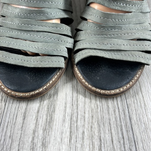 Sbicca Strappy Heeled Sandals - Picture 4 of 14